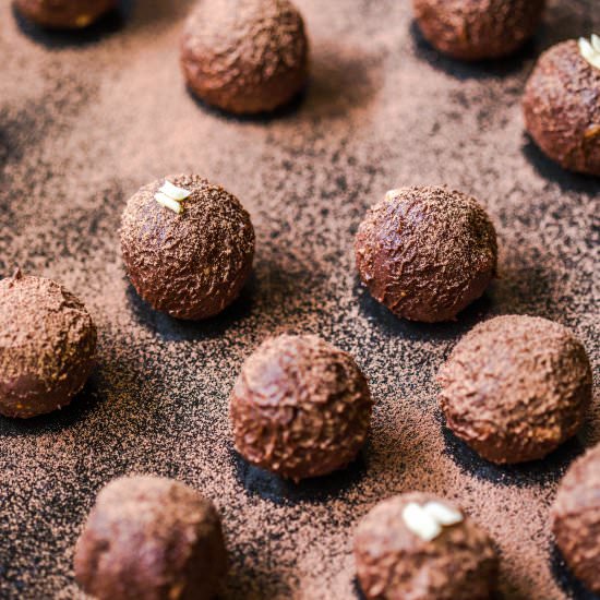 Snickers Truffles