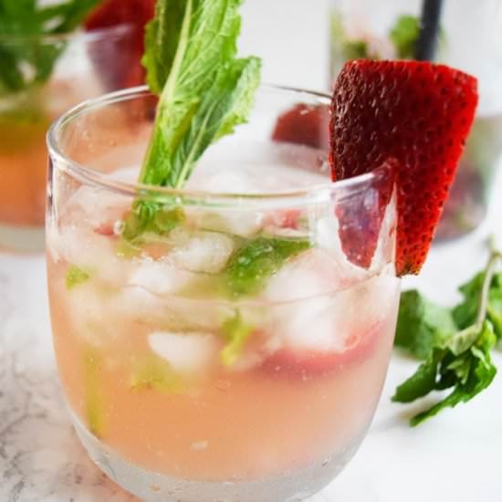 Summer Strawberry Mint Cocktail