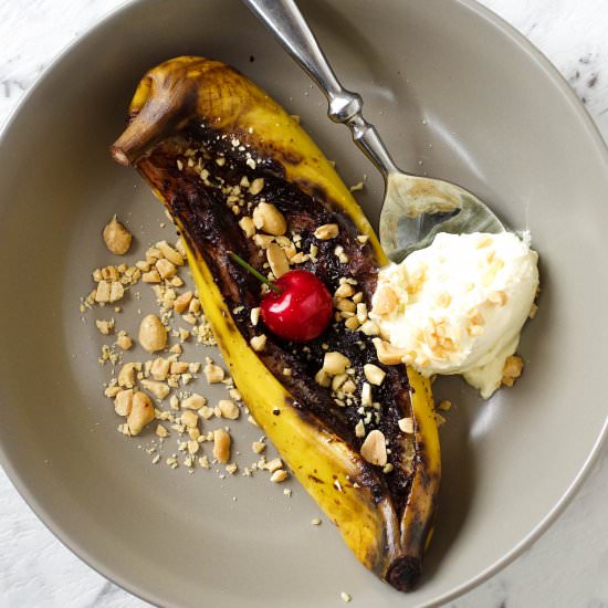 Grilled Banana Splits