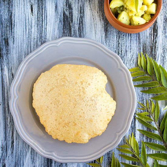 Poori or Puri with Potato Masala