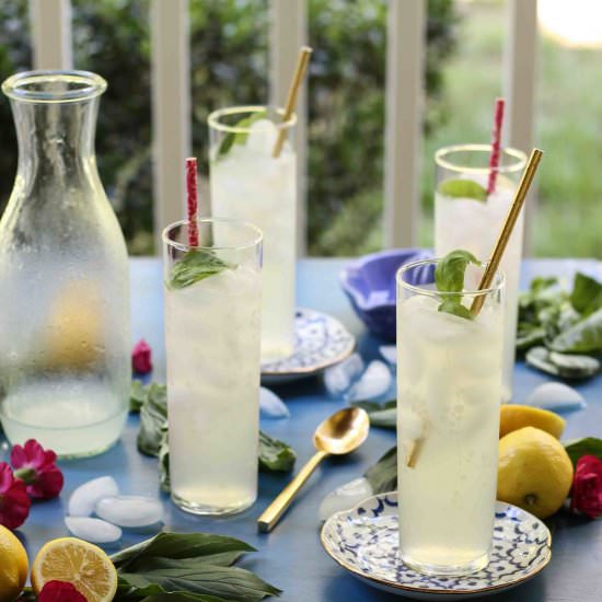 Fresh Basil Lemonade