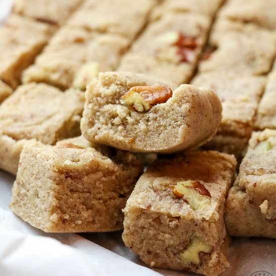 Healthy Pecan Praline Fudge