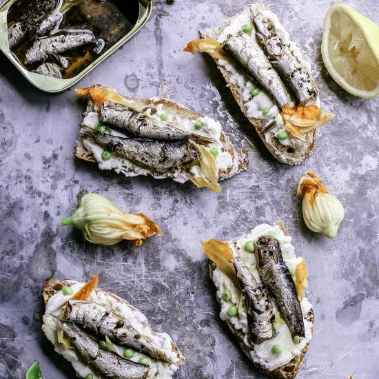 Lemon Pepper Sardine Toasts