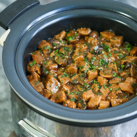 Slow Cooker Steak with Mushrooms