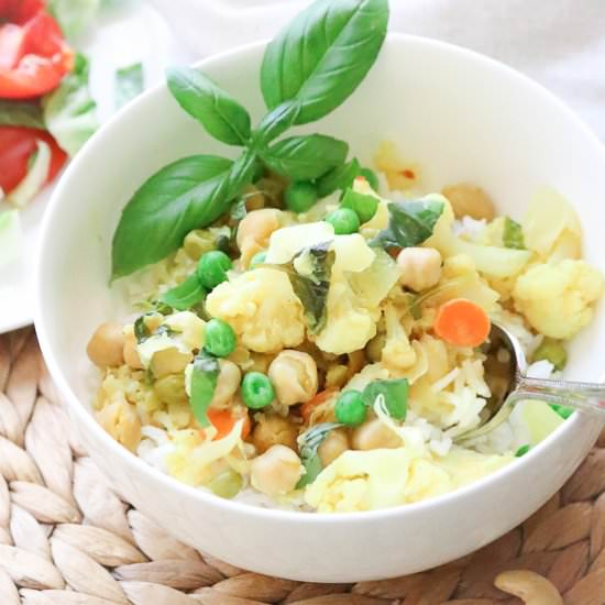 Chickpea n’ Cauliflower Curry