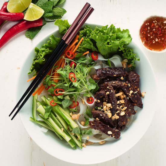 Vietnamese Beef Noodle Salad