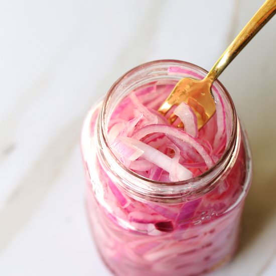 Quick Pickled Red Onions