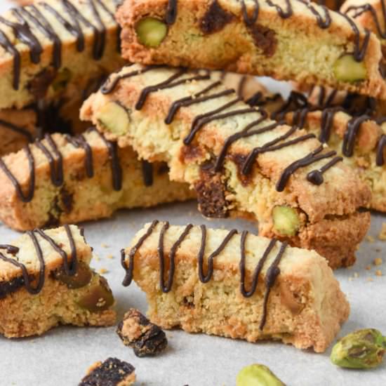 Pistachio biscotti