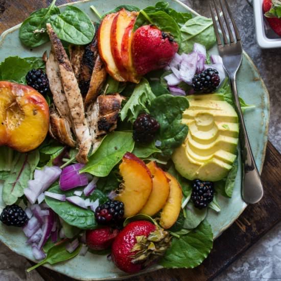 Grilled Peach and Strawberry Salad