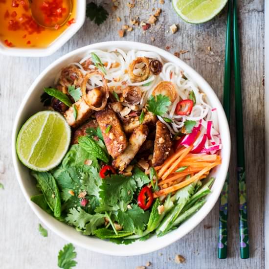 Tempeh cold noodle salad (V,GF)