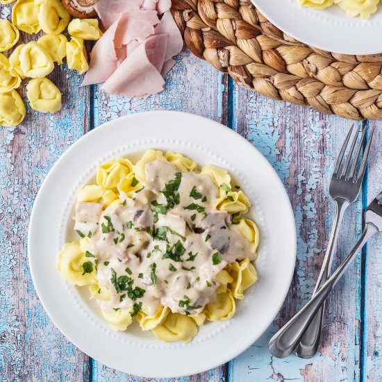 Pasta con Salsa Caruso