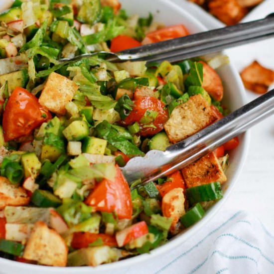 Lebanese Fattoush Salad