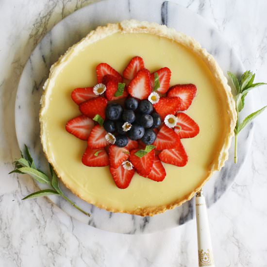 White Chocolate and Berry Tart