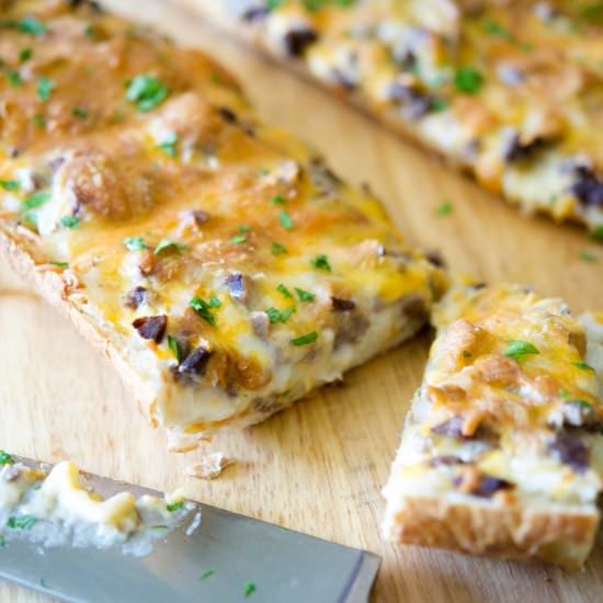 Steak & Cheddar Pizza