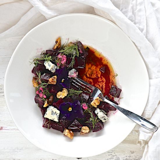 Beetroot Salad with Gorgonzola