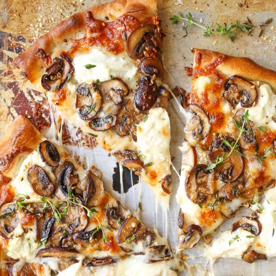 White Mushroom Pizza