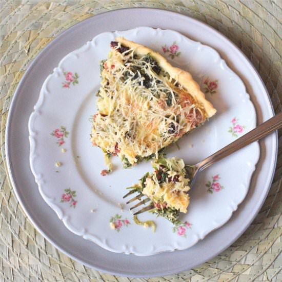 Green quiche with lardons