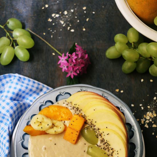 Oats Banana Smoothie Bowl