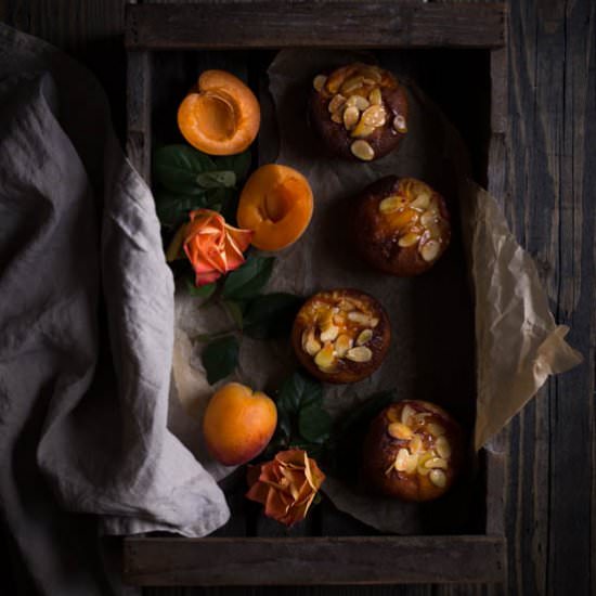 Apricot and Saffron Cakes
