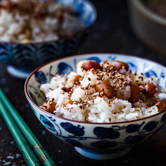 Steamed Peanut Sticky Rice