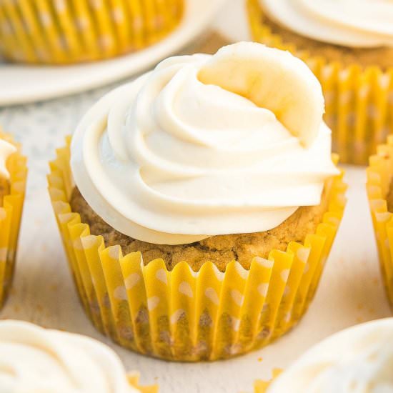 Cream Cheese Banana Cupcakes