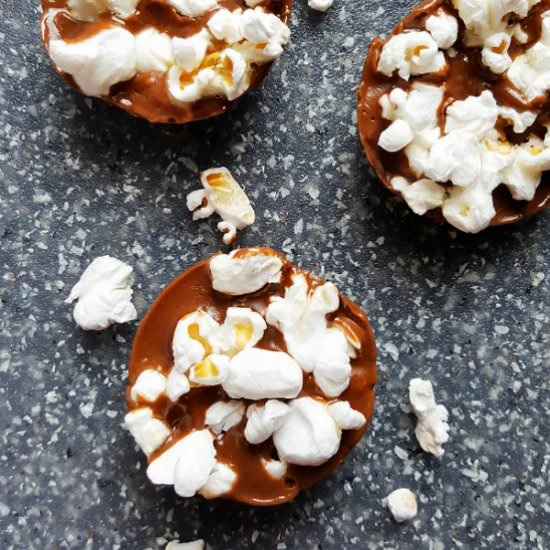 Chocolate Popcorn Cups