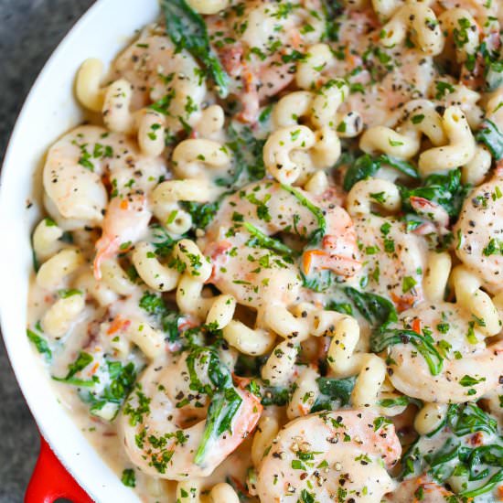 Shrimp Pasta in Tomato Basil Sauce