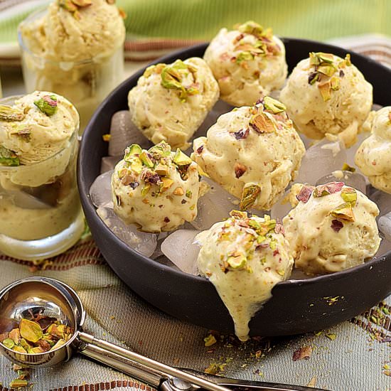 Homemade Pistachio Ice Cream