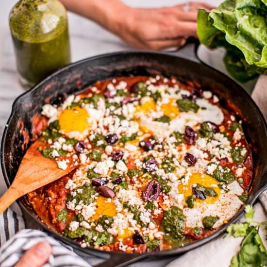 SHAKSHUKA (EGGS IN TOMATO SAUCE)