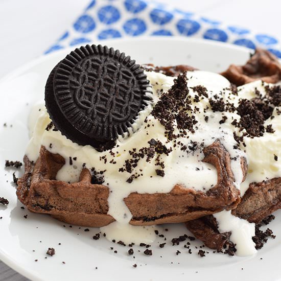 Gluten-free “Oreo” Waffles