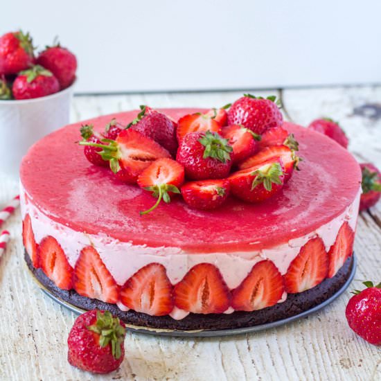 Strawberry Brownie Cheesecake Torte