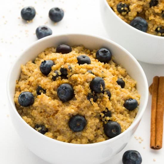 Blueberry Vanilla Breakfast Quinoa