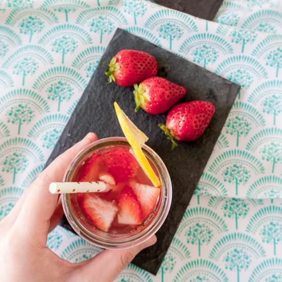 Strawberry Lemonade Moscato