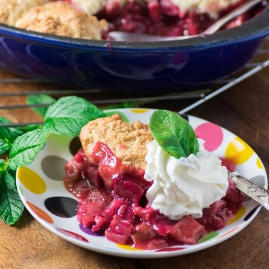 Rhubarb Strawberry Cobbler
