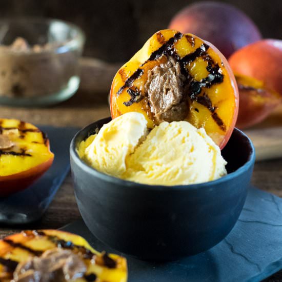 Grilled Peaches with Ice Cream