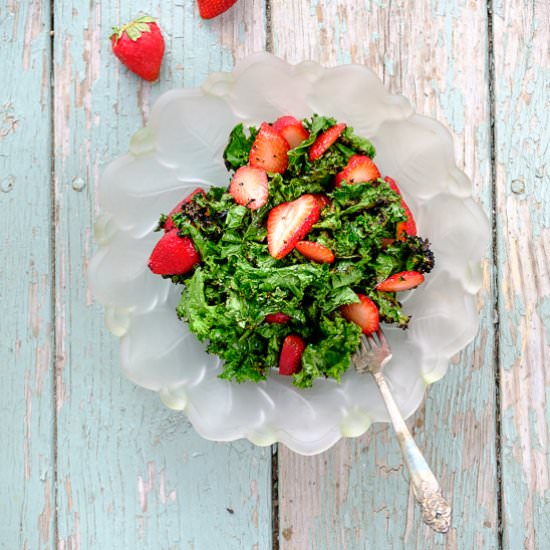 Grilled Kale Salad with Strawberrie