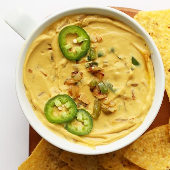 Vegan Cauliflower Queso