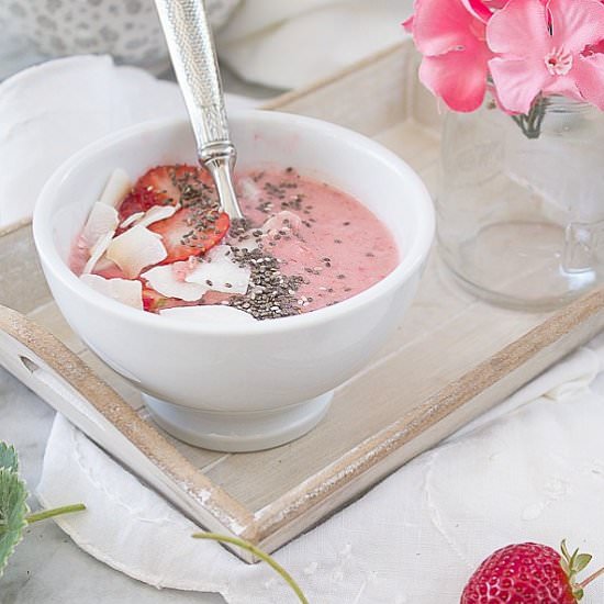 Buckwheat and Strawberries Porridge