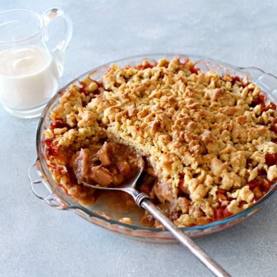 Rhubarb Apple Caramel Crumble