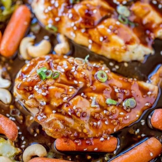 Sheet Pan Cashew Chicken & Veggies