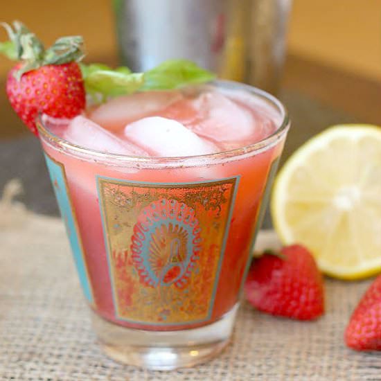 Strawberry Basil Lemonade