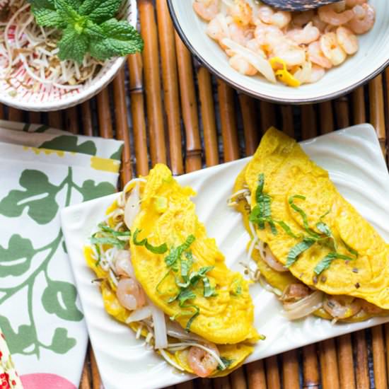 Vietnamese-Style Crispy Pancake