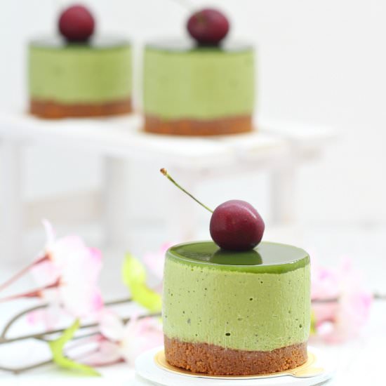 Matcha Mascarpone Mousse Cakes