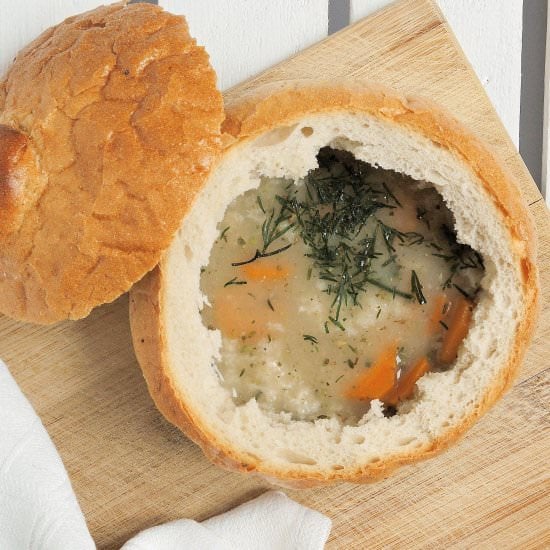 Vegan żurek (sour rye soup)