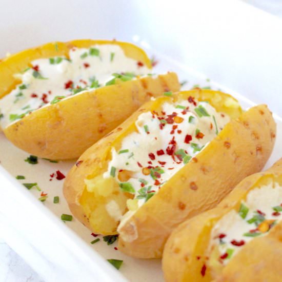 Baked Potato with Cashew Sour Cream