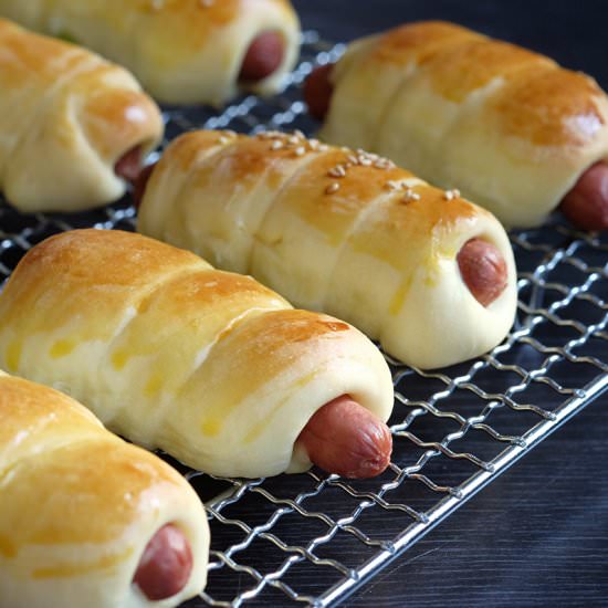 Cocktail Sausage Roll