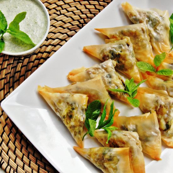 Spinach And Potato Samosas