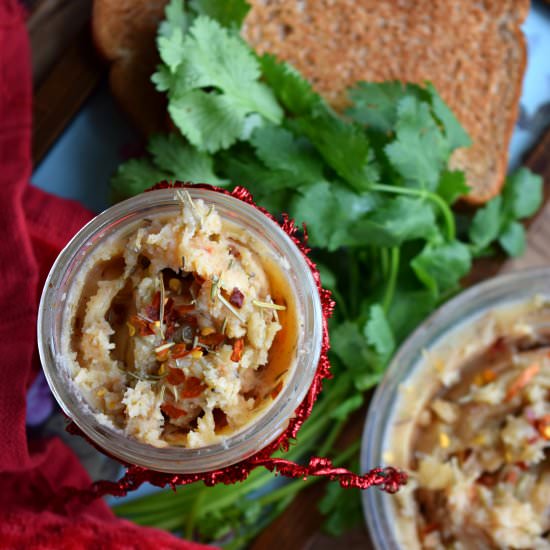 NoCook Homemade Spicy Tomato Butter