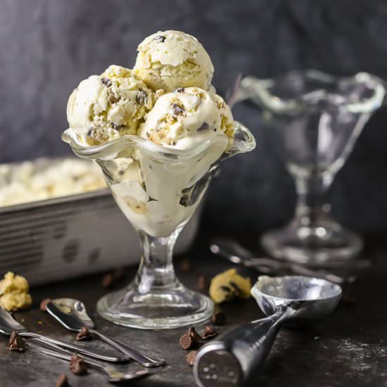 Cookie Dough No-Churn Ice Cream