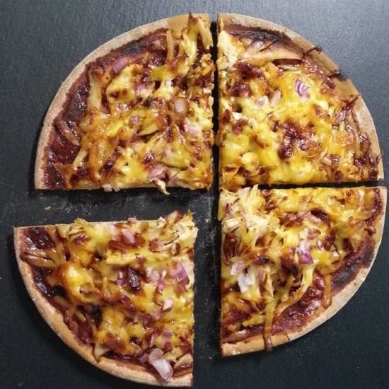 Easy BBQ Chicken Pizza